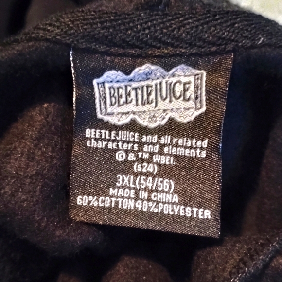 🖤🤍 NWT Mens New Beetlejuice 3X Clothing Gear Hoodie Tshirt Rain Snow - Picture 4 of 8